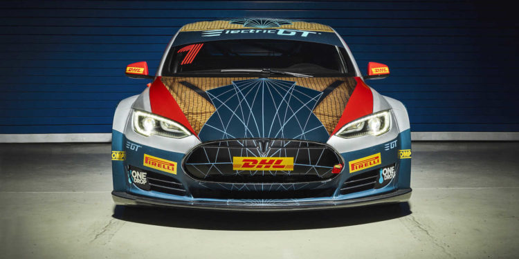 Tesla Model S recebe aprovação da FIA para provas! 15