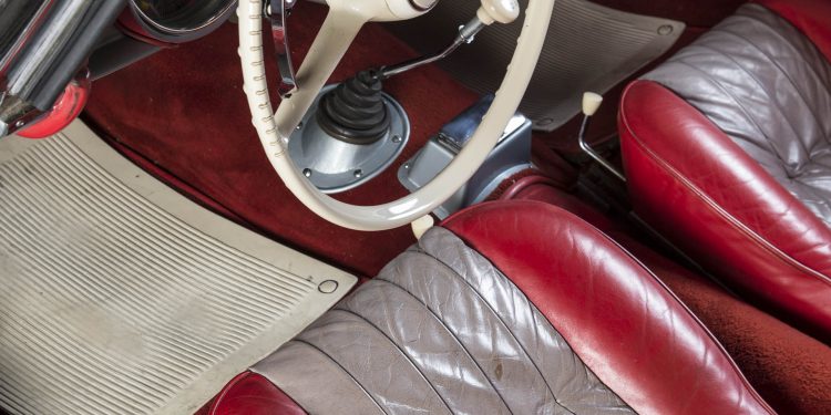 BMW 507 de John Surtees vai a leilão! 14