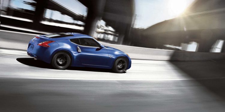 Nissan junta-se à Mercedes na concepção do novo "Z"! 18