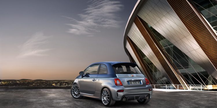 Este é o Abarth 124 GT com Hardtop em carbono! 15 Este é o Abarth 124 GT com Hardtop em carbono! 15