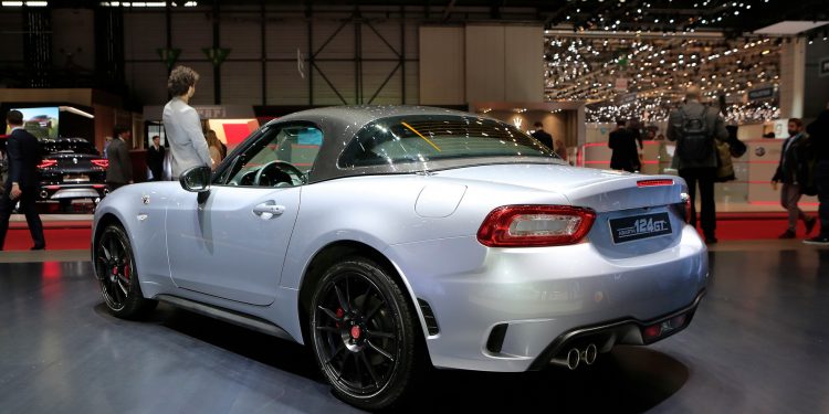 Novo Abarth 124 GT dá nas vistas em Genebra! 27