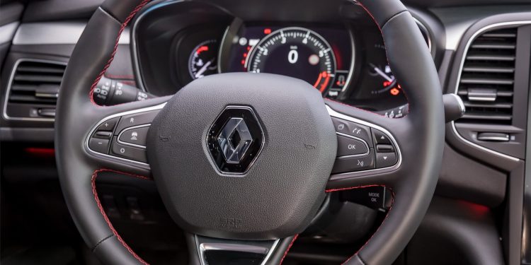 Renault Talisman recebe versão "S" e motor Alpine! 15