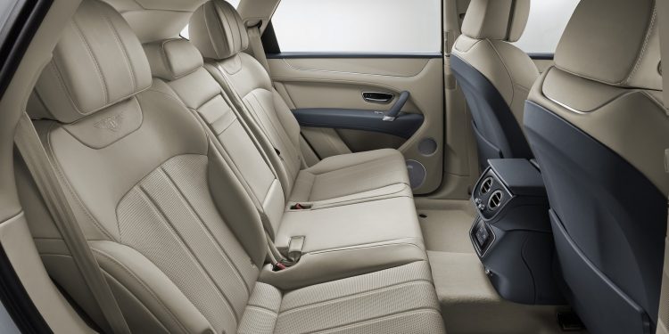 Este é o Bentley Bentayga Híbrido! 20