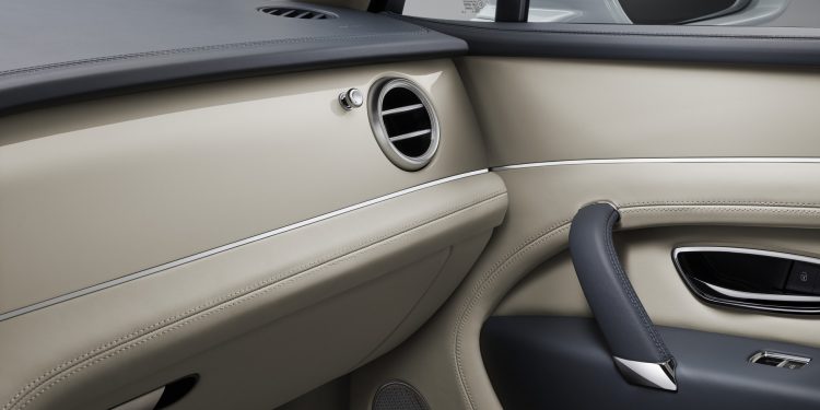 Este é o Bentley Bentayga Híbrido! 18