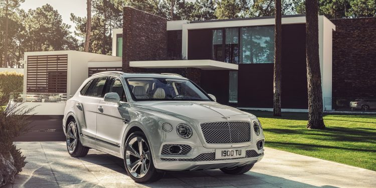 Este é o Bentley Bentayga Híbrido! 38