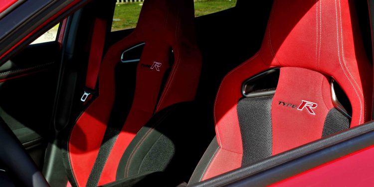 Honda Civic Type-R FK8: Ao volante do melhor tracção dianteira da actualidade! 41