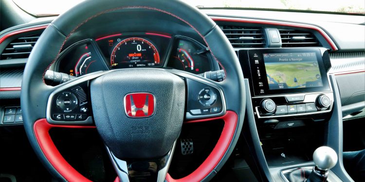 Honda Civic Type-R FK8: Ao volante do melhor tracção dianteira da actualidade! 37