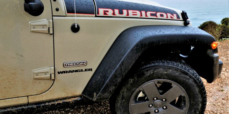 Jeep Wrangler Rubicon: A Defesa do legado Willys! 54