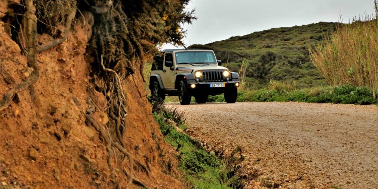 Jeep Wrangler Rubicon: A Defesa do legado Willys! 65