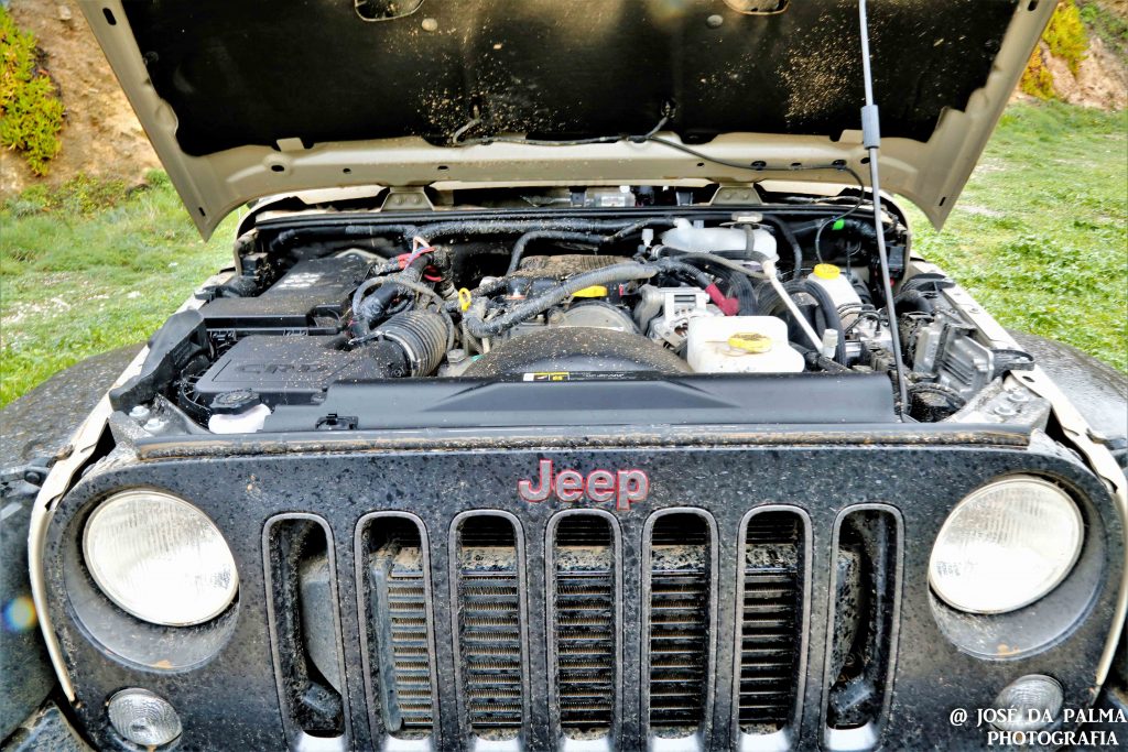 Jeep Wrangler Rubicon: A Defesa do legado Willys! 27