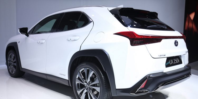 Lexus UX colecciona olhares em Genebra! 17 Lexus UX colecciona olhares em Genebra! 17