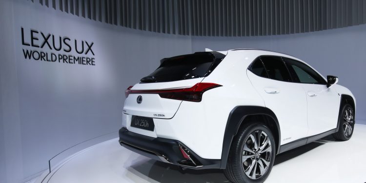 Lexus UX colecciona olhares em Genebra! 13 Lexus UX colecciona olhares em Genebra! 13