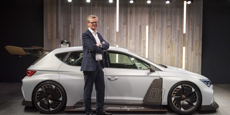 Cupra E-TCR "inaugura" campeonato de carros de turismo eléctricos! 14