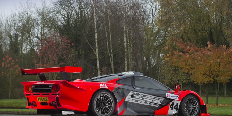 Este Mclaren F1 GTR é homologado para circular na via publica... E está à venda! 35