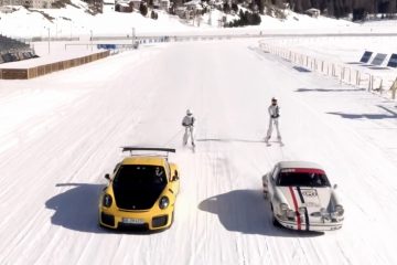 Porsche 911 GT2 RS "encontra" 911 Clássico no Gelo! 22