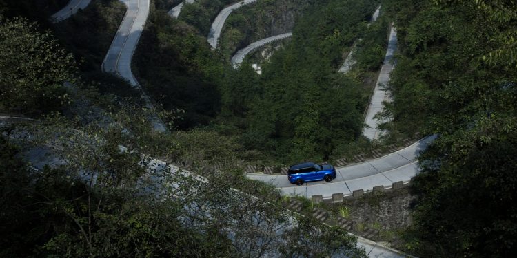 Range Rover Sport SVR bate novo recorde na estrada de Tianmen! 26 Range Rover Sport SVR bate novo recorde na estrada de Tianmen! 26