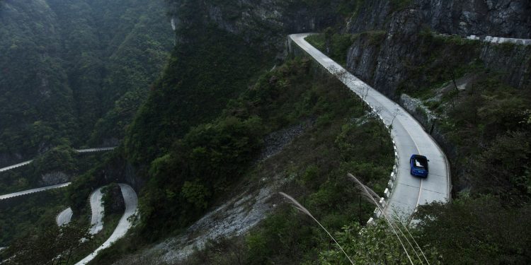 Range Rover Sport SVR bate novo recorde na estrada de Tianmen! 28 Range Rover Sport SVR bate novo recorde na estrada de Tianmen! 28