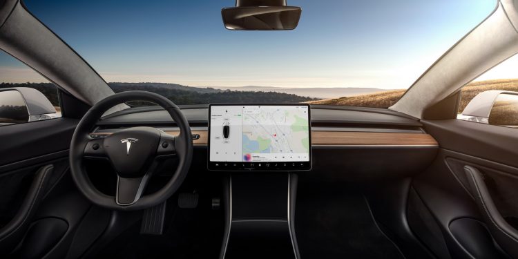 Tesla interrompeu produção do Model 3 no mês passado! 21 Tesla interrompeu produção do Model 3 no mês passado! 21