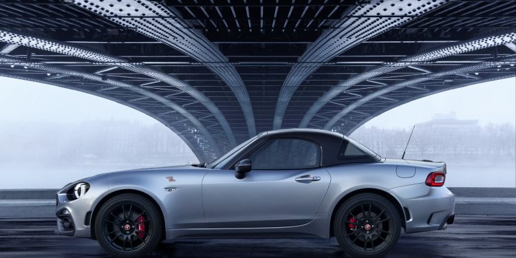 Este é o Abarth 124 GT com Hardtop em carbono! 13 Este é o Abarth 124 GT com Hardtop em carbono! 13