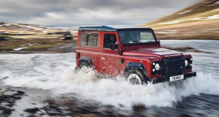 Land Rover Defender recebe versão limitada com V8 da Jaguar! 16