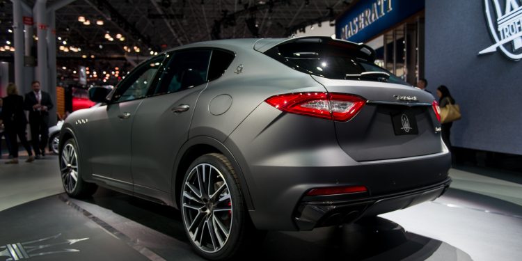 Maserati apresenta Levante Trofeo V8 no salão de Nova Iorque! 23