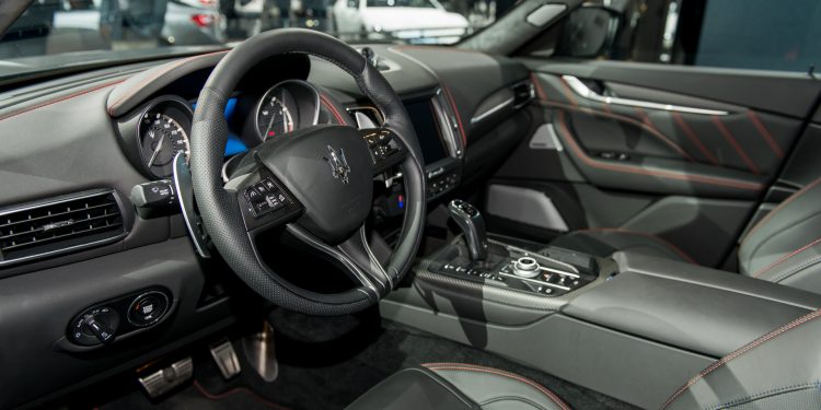 Maserati apresenta Levante Trofeo V8 no salão de Nova Iorque! 19