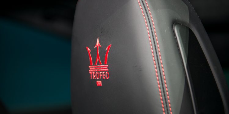 Maserati apresenta Levante Trofeo V8 no salão de Nova Iorque! 16