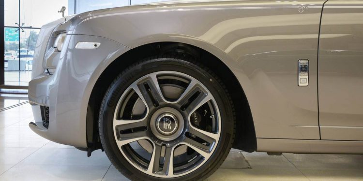 Este Rolls-Royce Ghost foi inspirado na arte Islâmica! 22