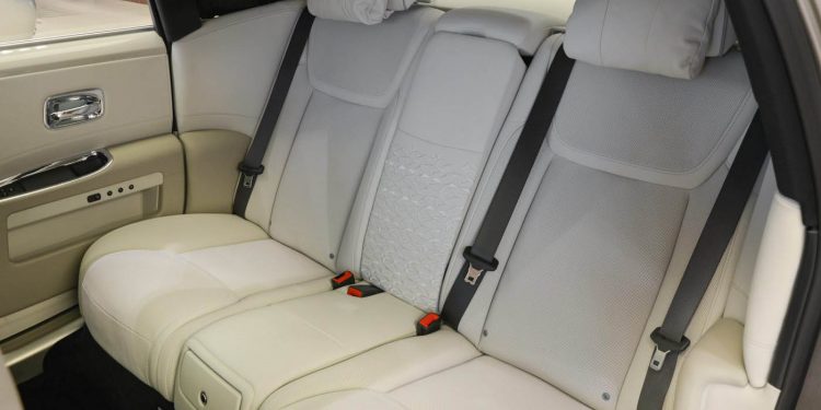 Este Rolls-Royce Ghost foi inspirado na arte Islâmica! 23