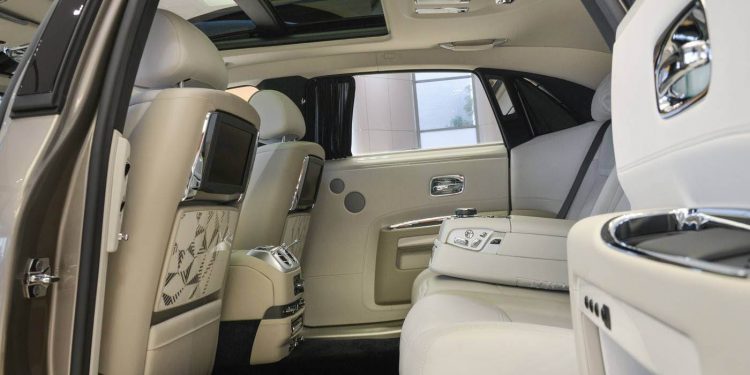 Este Rolls-Royce Ghost foi inspirado na arte Islâmica! 14