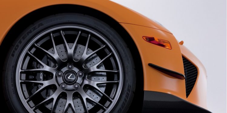 Lexus LFA Nurburgring Edition vai a leilão! 19