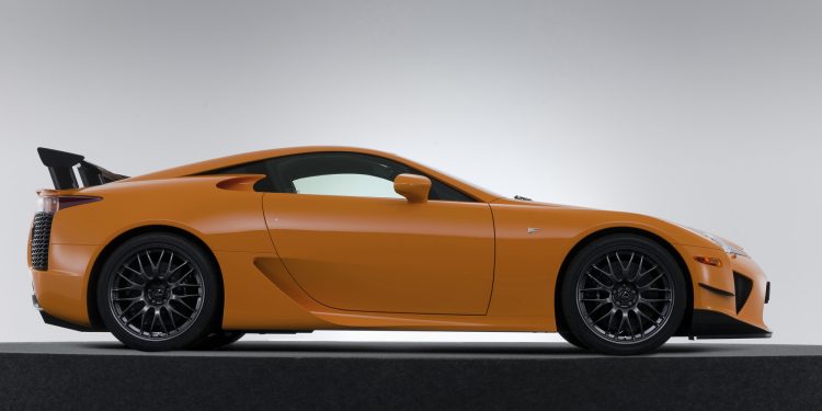Lexus LFA Nurburgring Edition vai a leilão! 16