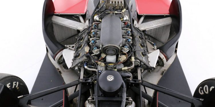 Último Formula 1 de Enzo Ferrari vai a leilão! 14