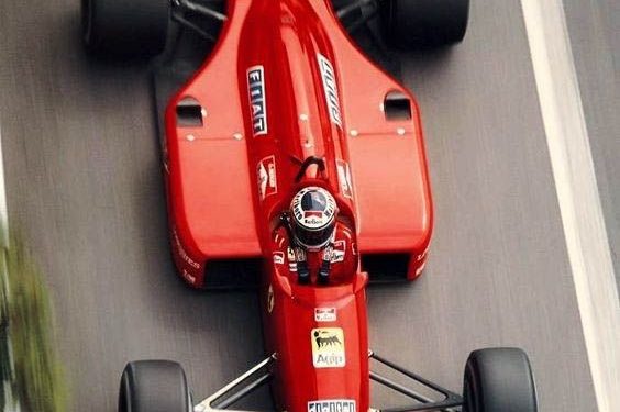 Último Formula 1 de Enzo Ferrari vai a leilão! 20