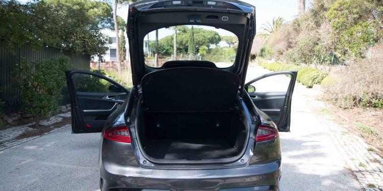 KIA Stinger 2.2 CRDi GT Line: O virar da página! 44