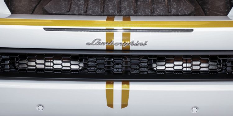 Lamborghini do Papa Francisco pode ultrapassar os 300.000€! 16