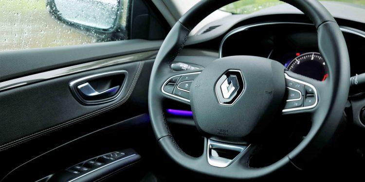 Renault Talisman Sport Tourer Executive 1.6 dCi: Executiva e dinâmica! 33