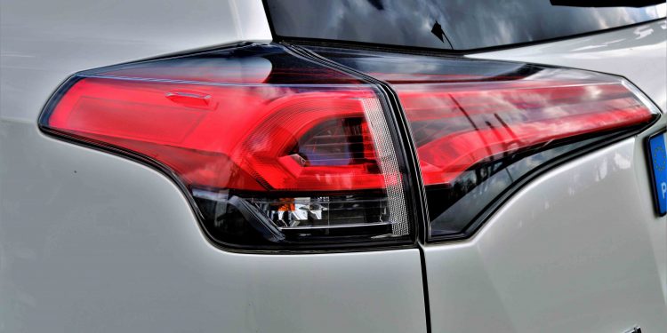 Toyota RAV4 Hybrid: Espaço e ecologia! 33