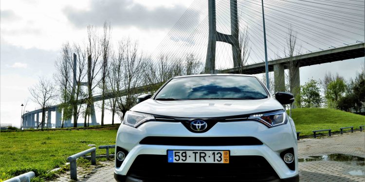 Toyota RAV4 Hybrid: Espaço e ecologia! 31