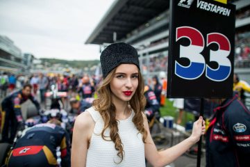 As "meninas da grelha" não estão já de saída da Formula 1! 13