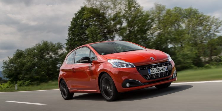 Podemos dizer "Adeus" ao Peugeot 208 de 3 portas! 22