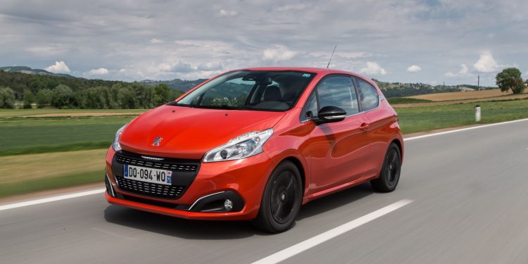 Podemos dizer "Adeus" ao Peugeot 208 de 3 portas! 21