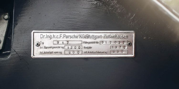 Este Porsche 917 está homologado para circular na via pública! 31