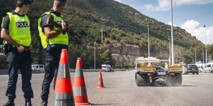 Este Porsche 917 está homologado para circular na via pública! 20