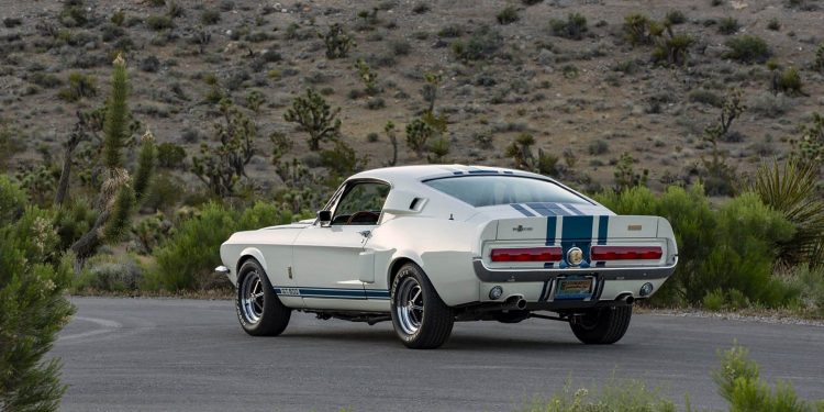 Ford Shelby GT 500 Super Snake 1967: Mais de 550cv numa obra de arte Americana! 15