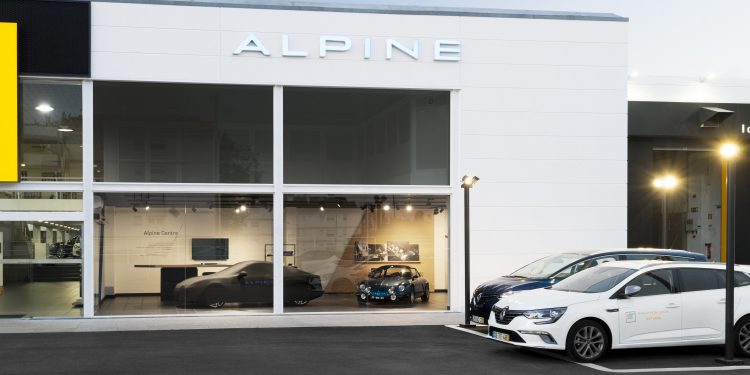 Fomos conhecer o Alpine A110 no novo Alpine Center em Lisboa! 35