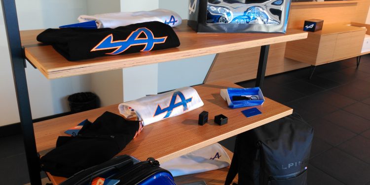 Fomos conhecer o Alpine A110 no novo Alpine Center em Lisboa! 15