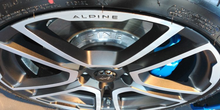Fomos conhecer o Alpine A110 no novo Alpine Center em Lisboa! 18