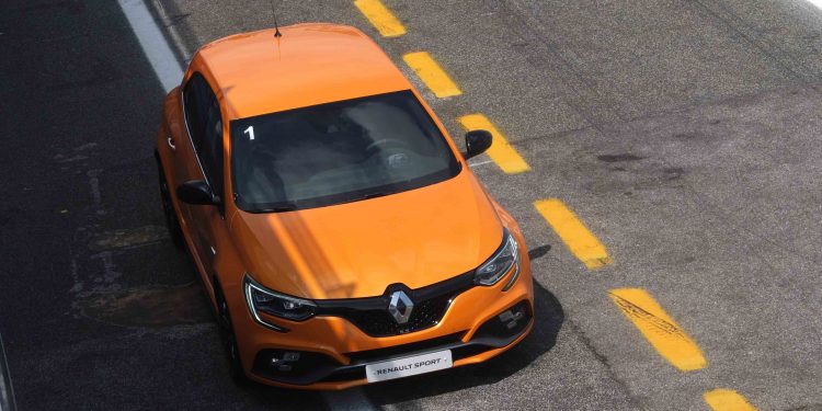 Pilotos por um dia ao volante do Alpine A110, Mégane IV R.S e Dacia Duster! 42