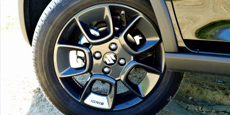 Suzuki Ignis 1.2 GLX: Ao volante do SUV mais pequeno do mercado! 45